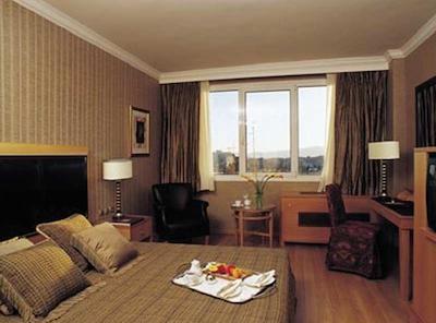 دیوانی کاراول