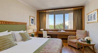 دیوانی کاراول