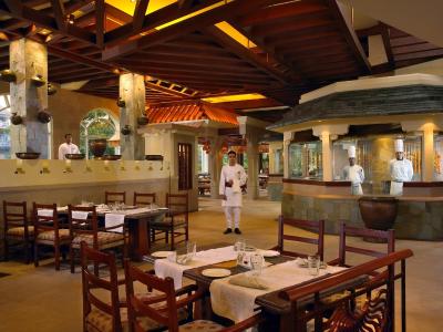 آی تی سی گرند سنترال