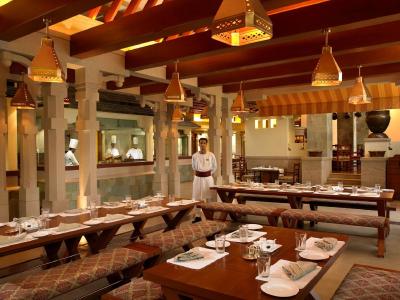 آی تی سی گرند سنترال