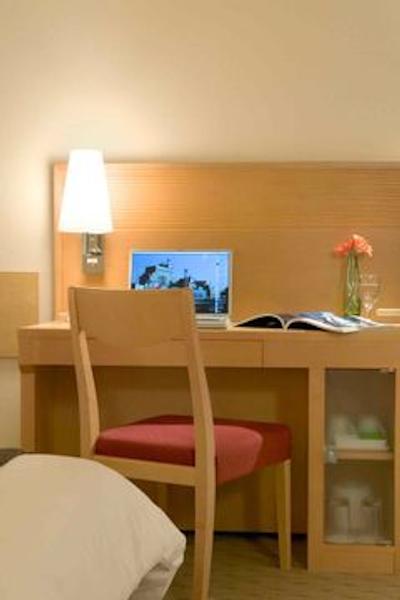 مرکور ناریتا