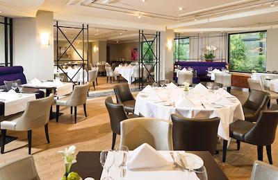 لئوناردو رویال هتل دوسلدرف کنیکسالی