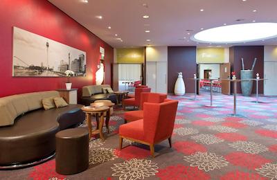 لئوناردو رویال هتل دوسلدرف کنیکسالی