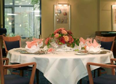 لئوناردو رویال هتل دوسلدرف کنیکسالی