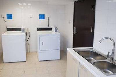 هالیدی این اکسپرس شانگهای جینکیائو سنترال گلدن بریج