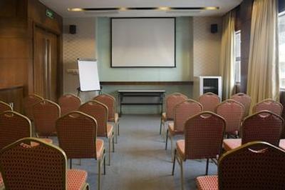 هالیدی این اکسپرس شانگهای جینکیائو سنترال گلدن بریج