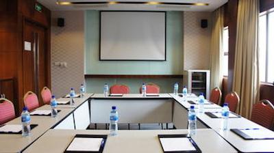 هالیدی این اکسپرس شانگهای جینکیائو سنترال گلدن بریج