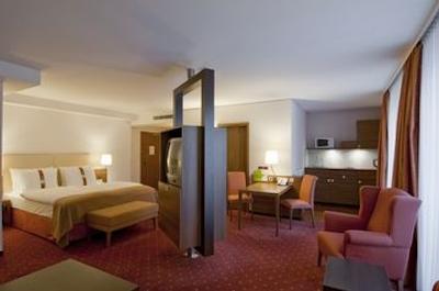 هالیدی این سیتی سنتر