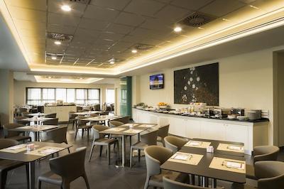 آنووی بولونیا فیرا