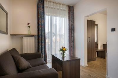 کنتیننتال هتل