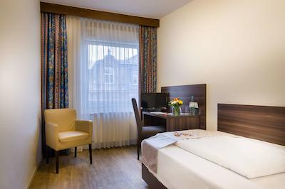 کنتیننتال هتل