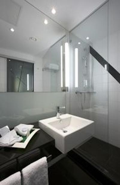 هالیدی این زوریخ مس