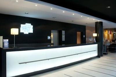 هالیدی این زوریخ مس