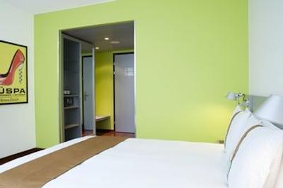 هالیدی این زوریخ مس