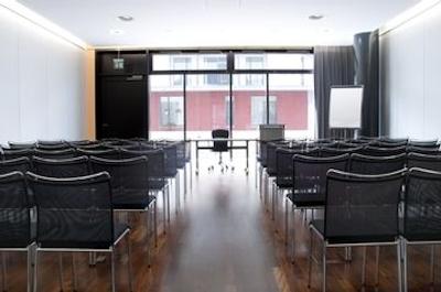 هالیدی این زوریخ مس