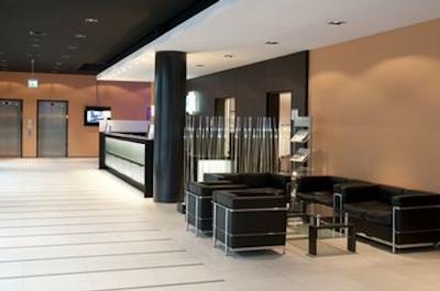 هالیدی این زوریخ مس