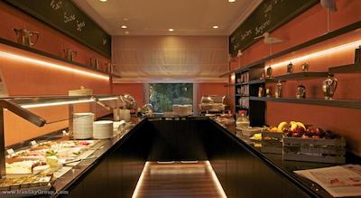 بست وسترن رافائل آلتونا