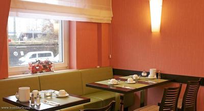 بست وسترن رافائل آلتونا