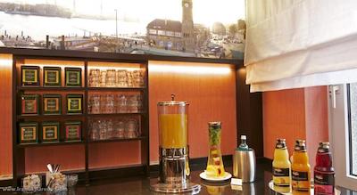 بست وسترن رافائل آلتونا