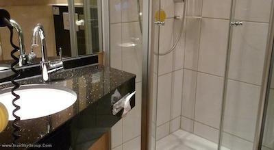 بست وسترن رافائل آلتونا