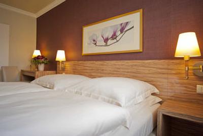 بست وسترن رافائل آلتونا