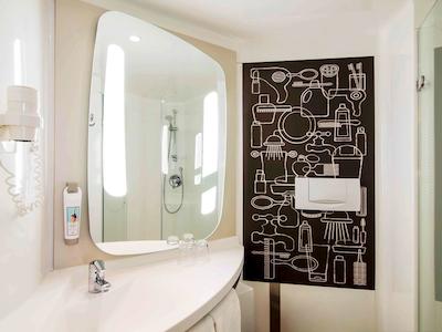 آیبیس امستردام ایرپورت