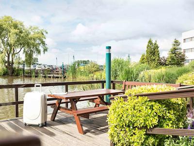 آیبیس امستردام ایرپورت