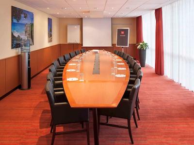 آیبیس امستردام ایرپورت