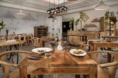 ملیا ماربلا بانوس