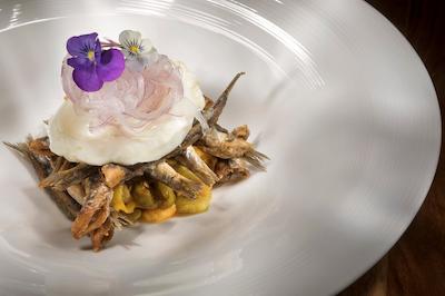 ملیا ماربلا بانوس