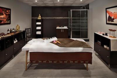 ملیا ماربلا بانوس