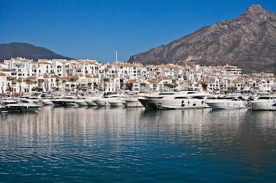 ملیا ماربلا بانوس