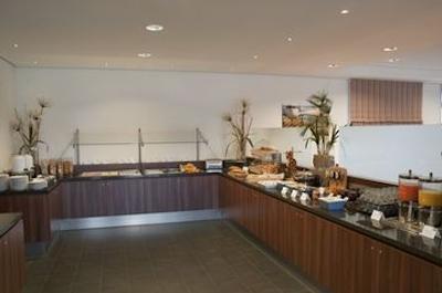 هالیدی این اکسپرس برمن ایرپورت