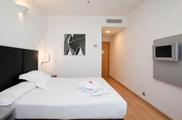 هتل ایلونین آکوئا 3