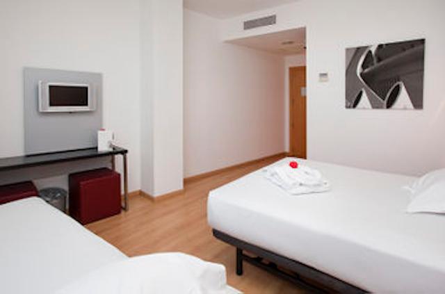 هتل ایلونین آکوئا 3