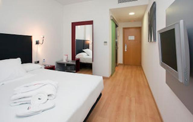 هتل ایلونین آکوئا 3