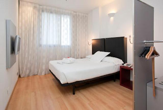 هتل ایلونین آکوئا 3