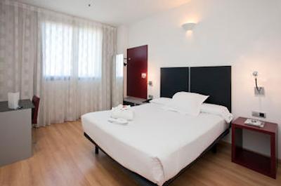 هتل ایلونین آکوئا 3