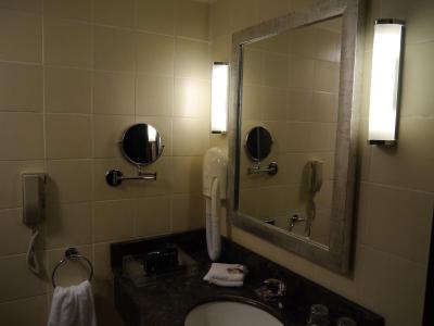 بست وسترن پرمیر مسقط