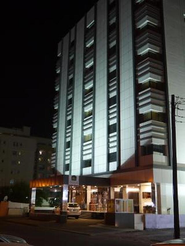 بست وسترن پرمیر مسقط