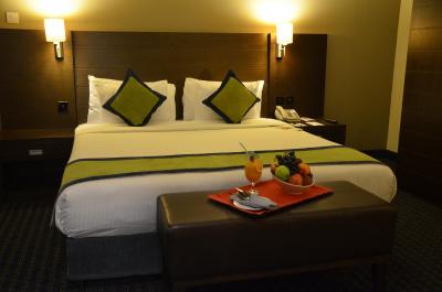 بست وسترن پرمیر مسقط