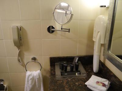 بست وسترن پرمیر مسقط