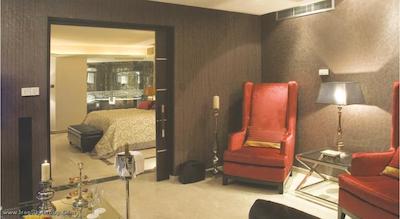 گرندریزورت لیماسل