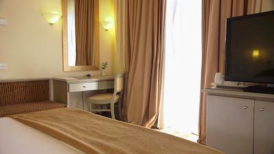 گرندریزورت لیماسل