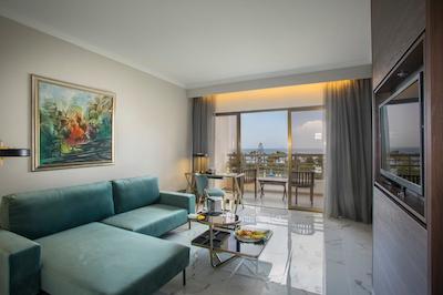 گرندریزورت لیماسل