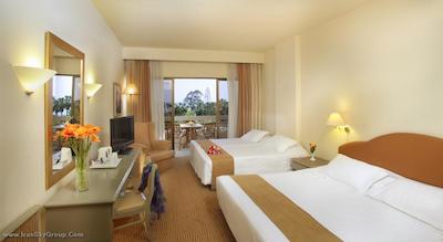 گرندریزورت لیماسل