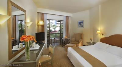 گرندریزورت لیماسل