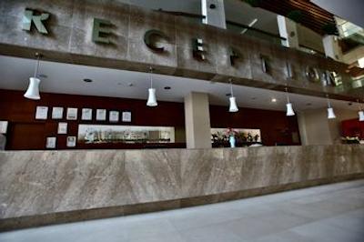 سانیس اورن بیچ ریزورت هتل اند اسپا