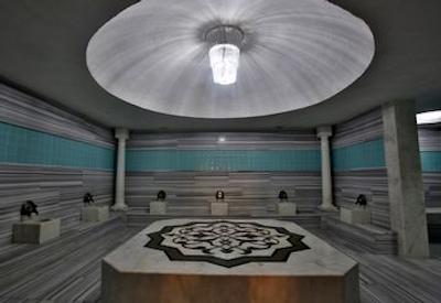 سانیس اورن بیچ ریزورت هتل اند اسپا