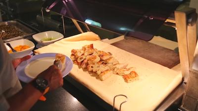 سانیس اورن بیچ ریزورت هتل اند اسپا